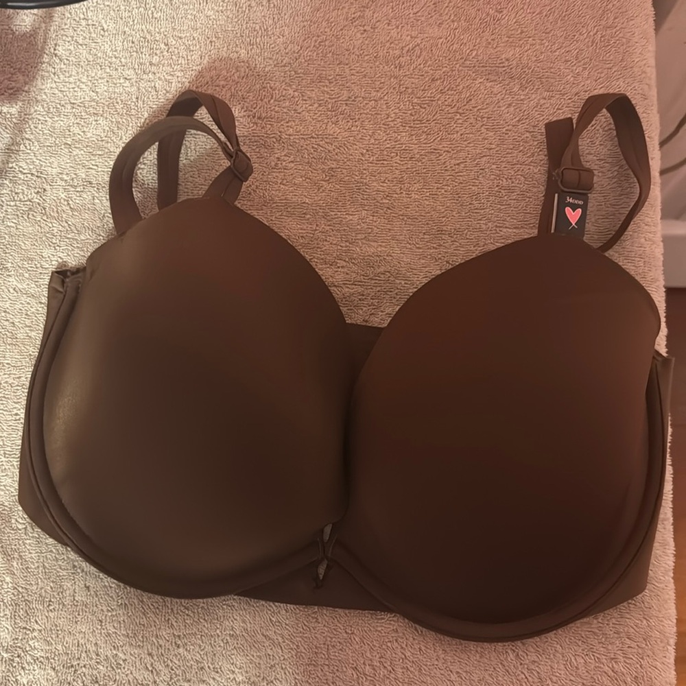 Brand new never worn before Victoria secret bra